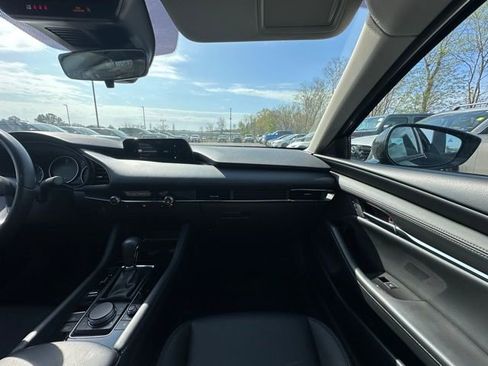 Used 2025 MAZDA MAZDA3 s image 29