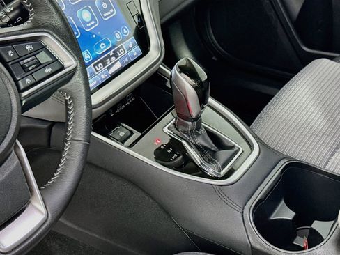 Used 2023 Subaru Outback Premium AWD/4WD image 30