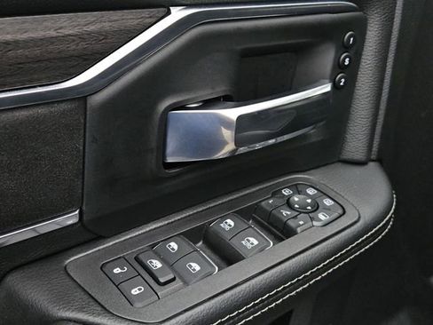 Used 2026 RAM 2500 Laramie w/ Night Edition image 30