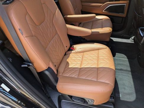 Certified 2024 Kia Telluride SX X-Pro AWD/4WD image 32