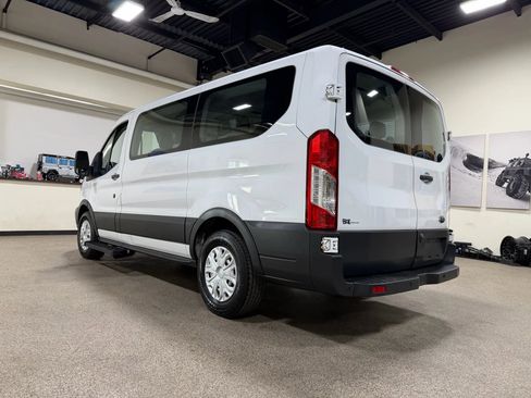 Used 2017 Ford Transit 150 XL image 7