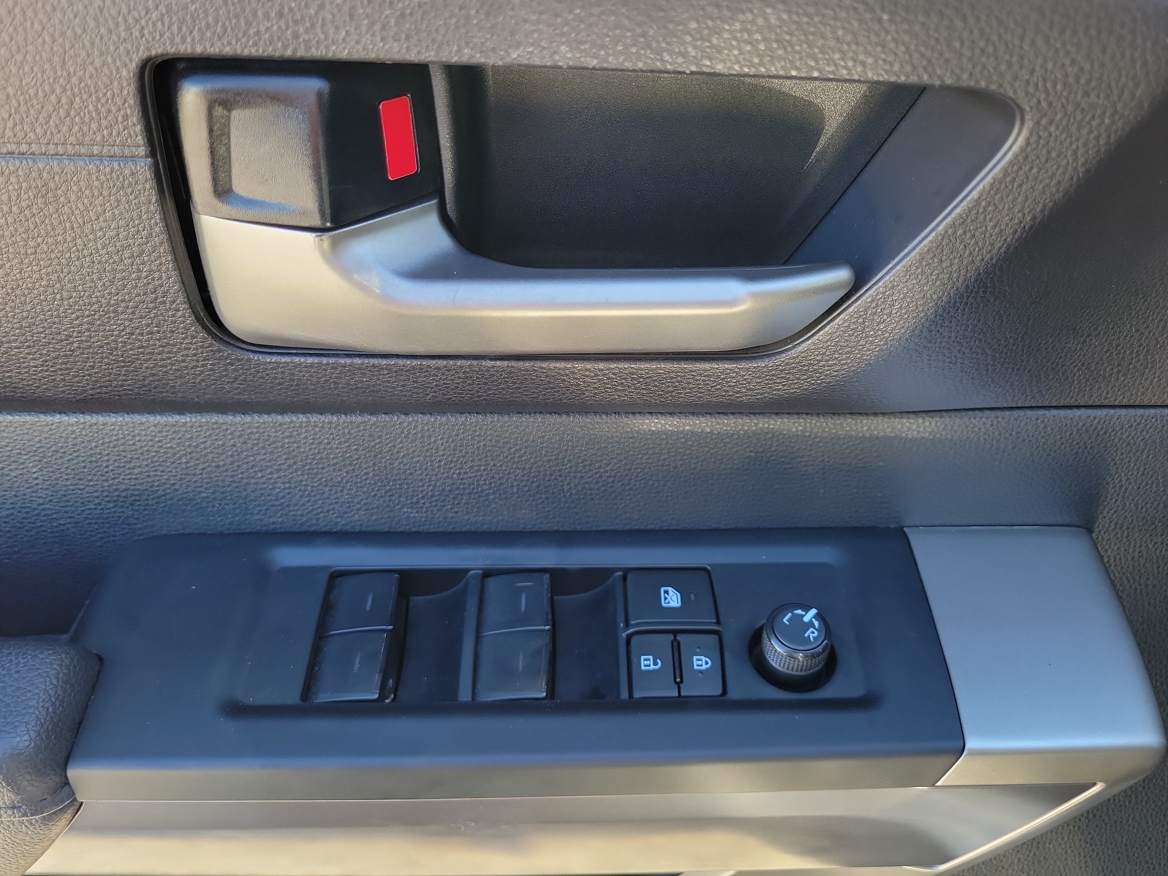 Used 2024 Toyota Tundra SR5 w/ SR5 Premium Package RWD image 20