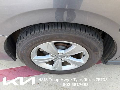 Used 2019 Honda Odyssey EX-L image 12