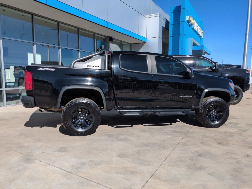 Used 2021 Chevrolet Colorado ZR2 w/ ZR2 Midnight Special Edition AWD/4WD image 6