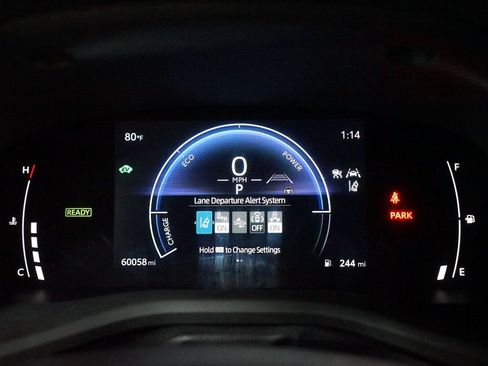 Used 2025 Toyota Camry SE FWD image 16