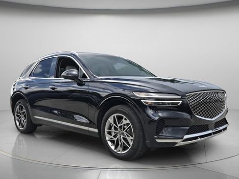 Used 2024 Genesis GV70 2.5T w/ Advanced Package AWD/4WD image 9