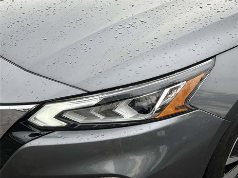 Certified 2021 Nissan Altima 2.5 SV image 14