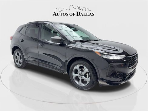 Used 2023 Ford Escape ST-Line image 2