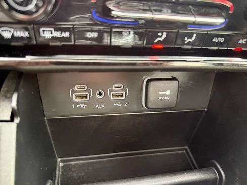 Used 2024 Jeep Grand Cherokee Limited 4xe AWD/4WD image 34