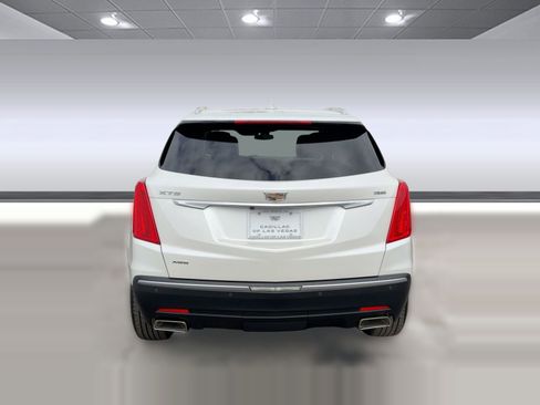 Used 2017 Cadillac XT5 Premium Luxury w/ Driver Assist Package image 8