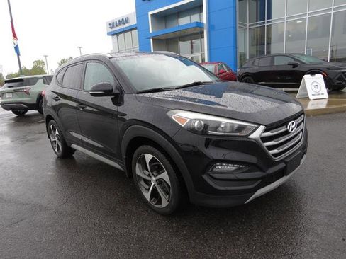 Used 2018 Hyundai Tucson Sport image 2