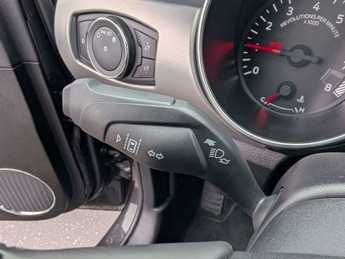 Used 2022 Ford Mustang GT Premium image 31