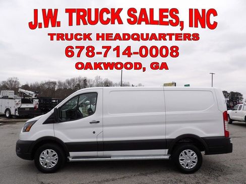 Used 2024 Ford Transit 250 w/ Exterior Upgrade Package image 2