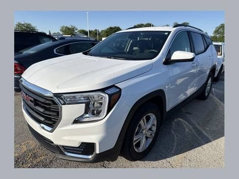 Used 2024 GMC Terrain SLE w/ Driver Convenience Package FWD image 1