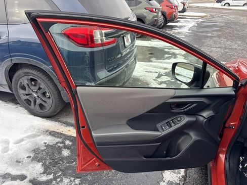 Certified 2025 Subaru Crosstrek 2.0i Premium image 19