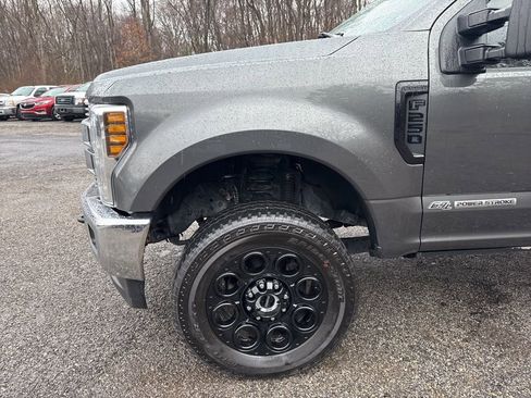 Used 2019 Ford F250 Lariat w/ Lariat Value Package image 6