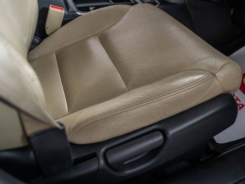 Used 2016 Honda CR-V Touring image 36