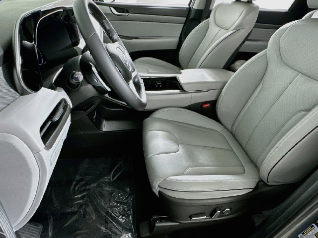Used 2023 Hyundai Palisade SEL w/ Premium Package FWD image 9