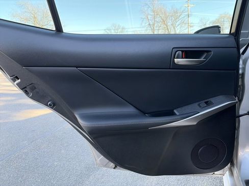 Used 2020 Lexus IS 300 F Sport image 11