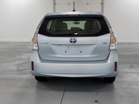 Used 2012 Toyota Prius V Three FWD image 7