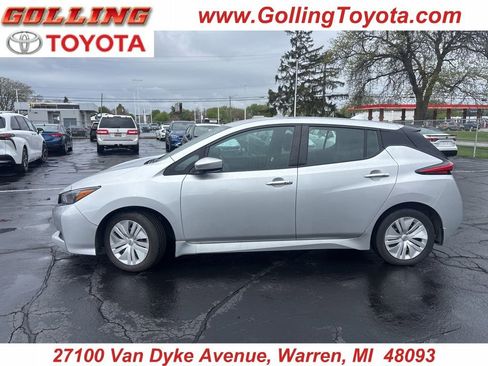 Used 2023 Nissan Leaf S FWD image 1
