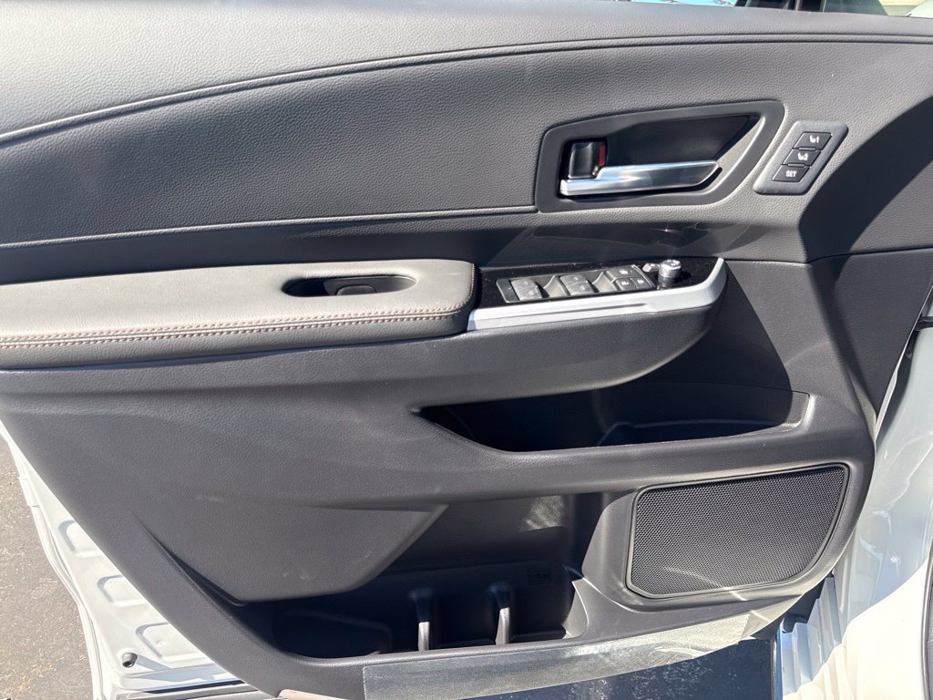 New 2026 Toyota Sienna Platinum AWD/4WD image 17