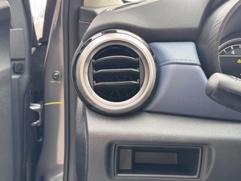 New 2025 Nissan Versa SV w/ Trunk Package image 29