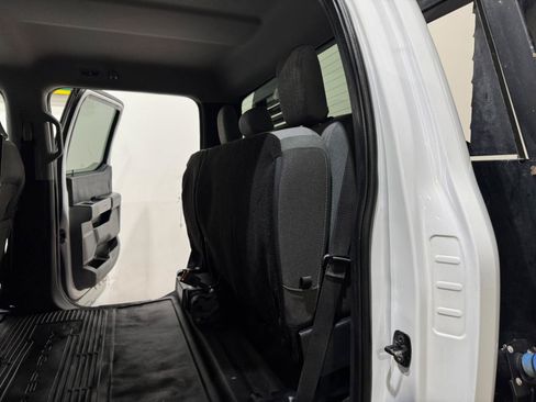 Used 2024 Ford F550 4x4 Crew Cab Super Duty w/ XLT Value Package image 19