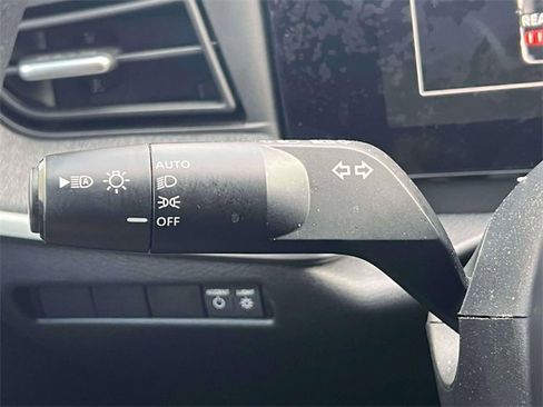 Used 2025 Nissan Kicks SV w/ Interior Electronics Package image 23