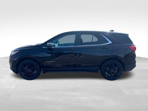 Used 2021 Chevrolet Equinox LT AWD/4WD image 2