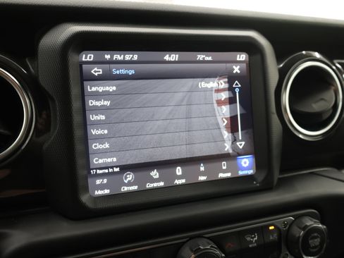 Used 2022 Jeep Wrangler Unlimited Sahara AWD/4WD image 52
