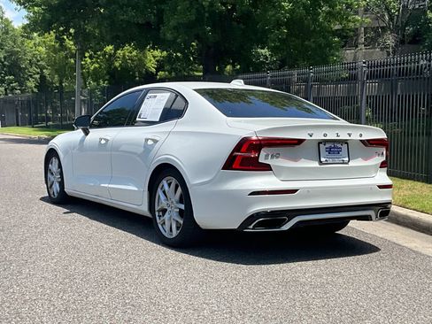 Used 2019 Volvo S60 T6 R-Design AWD/4WD image 27
