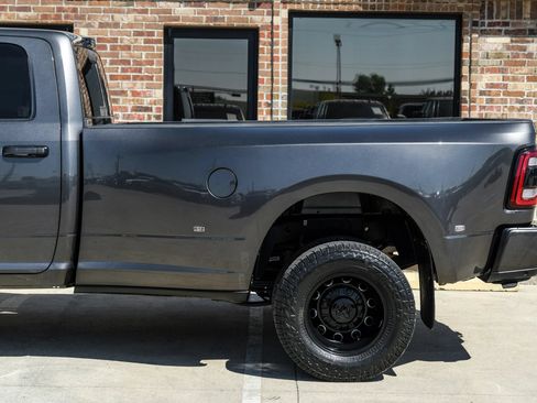 Used 2023 RAM 3500 Laramie AWD/4WD image 19