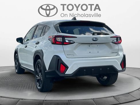 Used 2024 Subaru Crosstrek 2.0i AWD/4WD image 4