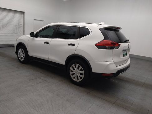 Used 2017 Nissan Rogue S FWD image 3
