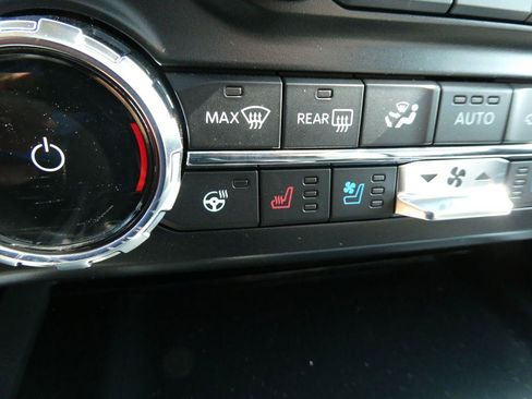New 2026 Ford F250 Lariat w/ Black Appearance Package AWD/4WD image 22