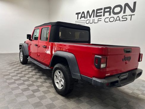 Used 2020 Jeep Gladiator Sport w/ Quick Order Package 24S AWD/4WD image 3