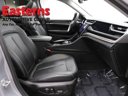 Used 2022 Jeep Grand Cherokee Limited 4xe AWD/4WD image 25