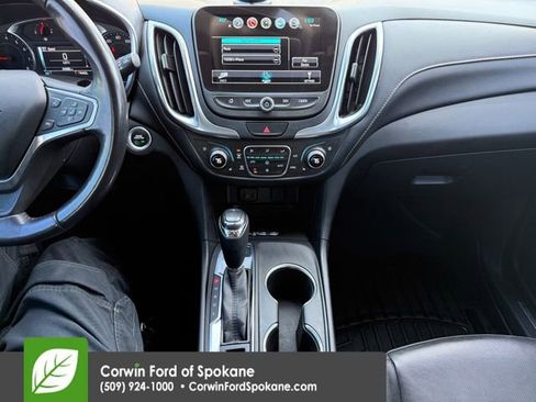 Used 2018 Chevrolet Equinox Premier image 30