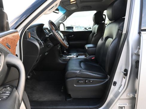 Used 2015 INFINITI QX80 Luxe w/ 22" Wheel Package image 18