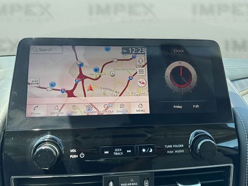 Used 2024 Nissan Armada Platinum w/ Captain's Chairs Package image 22