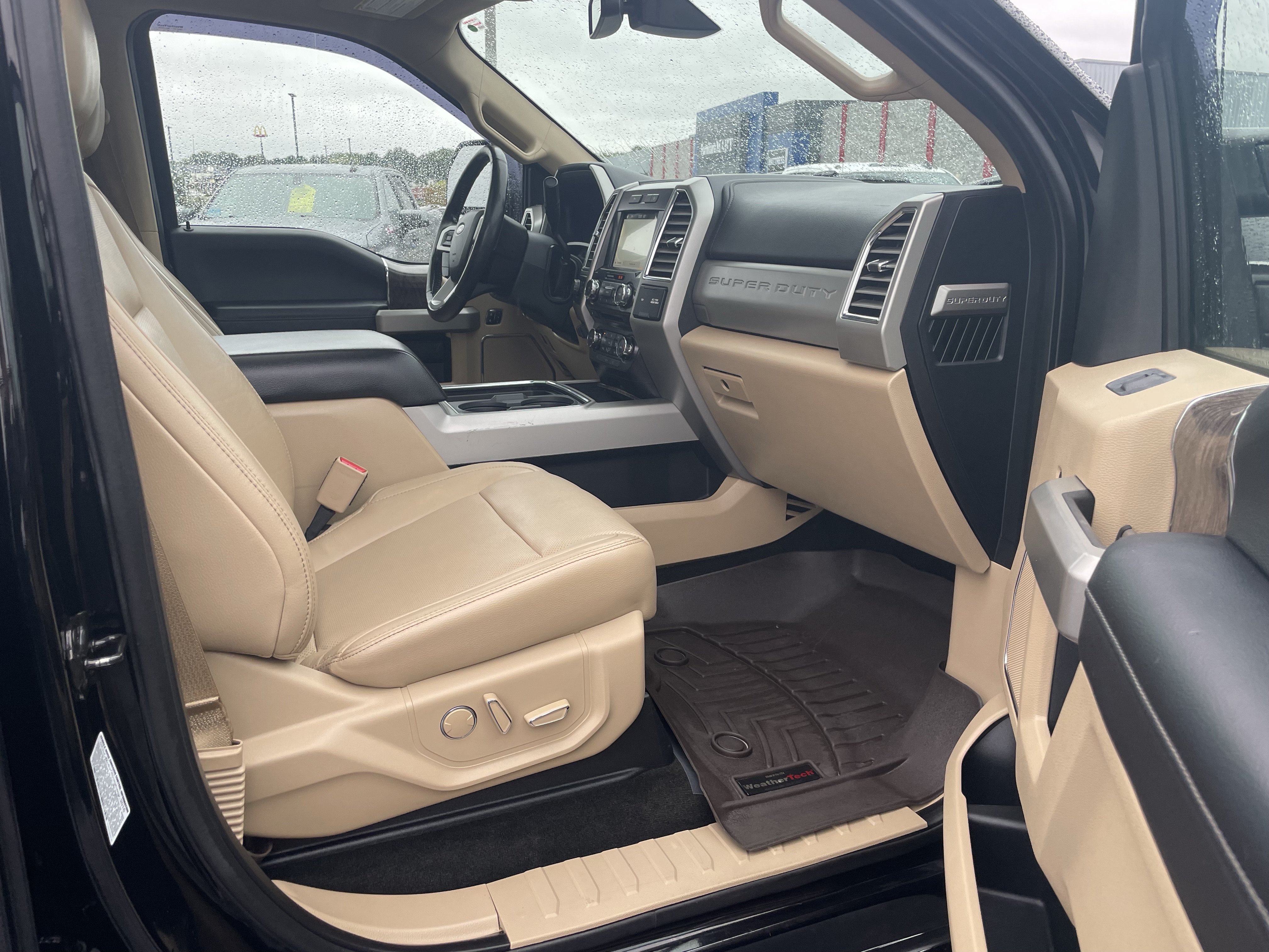 Used 2017 Ford F350 Lariat AWD/4WD image 33