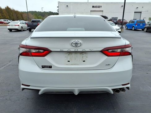Used 2023 Toyota Camry SE w/ Convenience Package image 4
