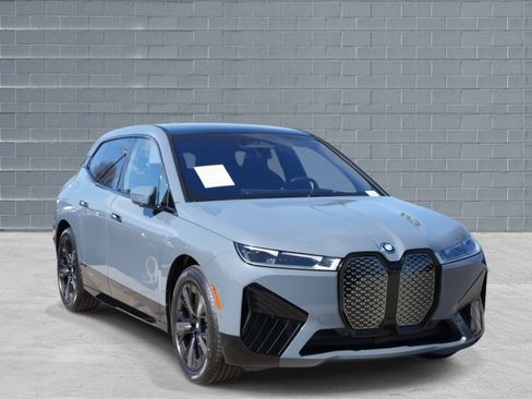 Used 2023 BMW iX xDrive50 w/ Premium Package image 1