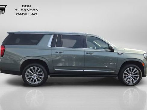 Used 2024 GMC Yukon XL Denali AWD/4WD image 6