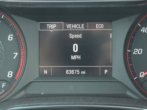 Used 2023 Chevrolet TrailBlazer RS w/ Sun and Liftgate Package image 19