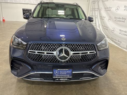 New 2026 Mercedes-Benz GLE 450 4MATIC image 2