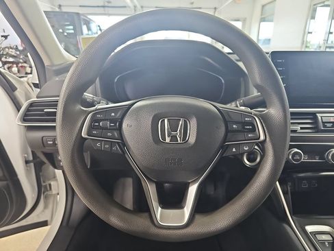 Used 2021 Honda Accord EX image 22