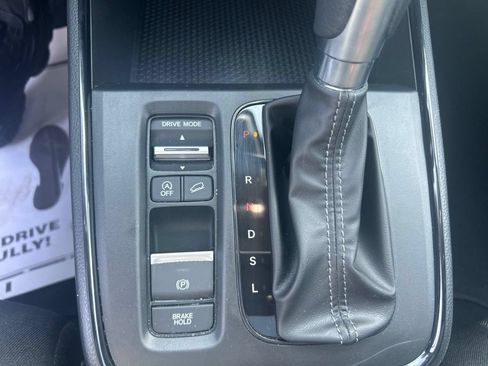 Used 2024 Honda CR-V EX image 7