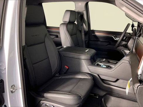 New 2026 GMC Sierra 2500 Denali w/ Denali Reserve Package image 12